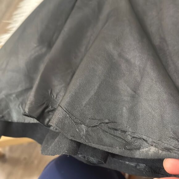 Ann Taylor Black and White Zebra Print Ruffled Trumpet Midi Skirt - Picture 9 of 11